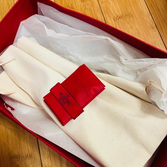 New Valentino Rock Stud Mesh Heels - Picture 2 of 10